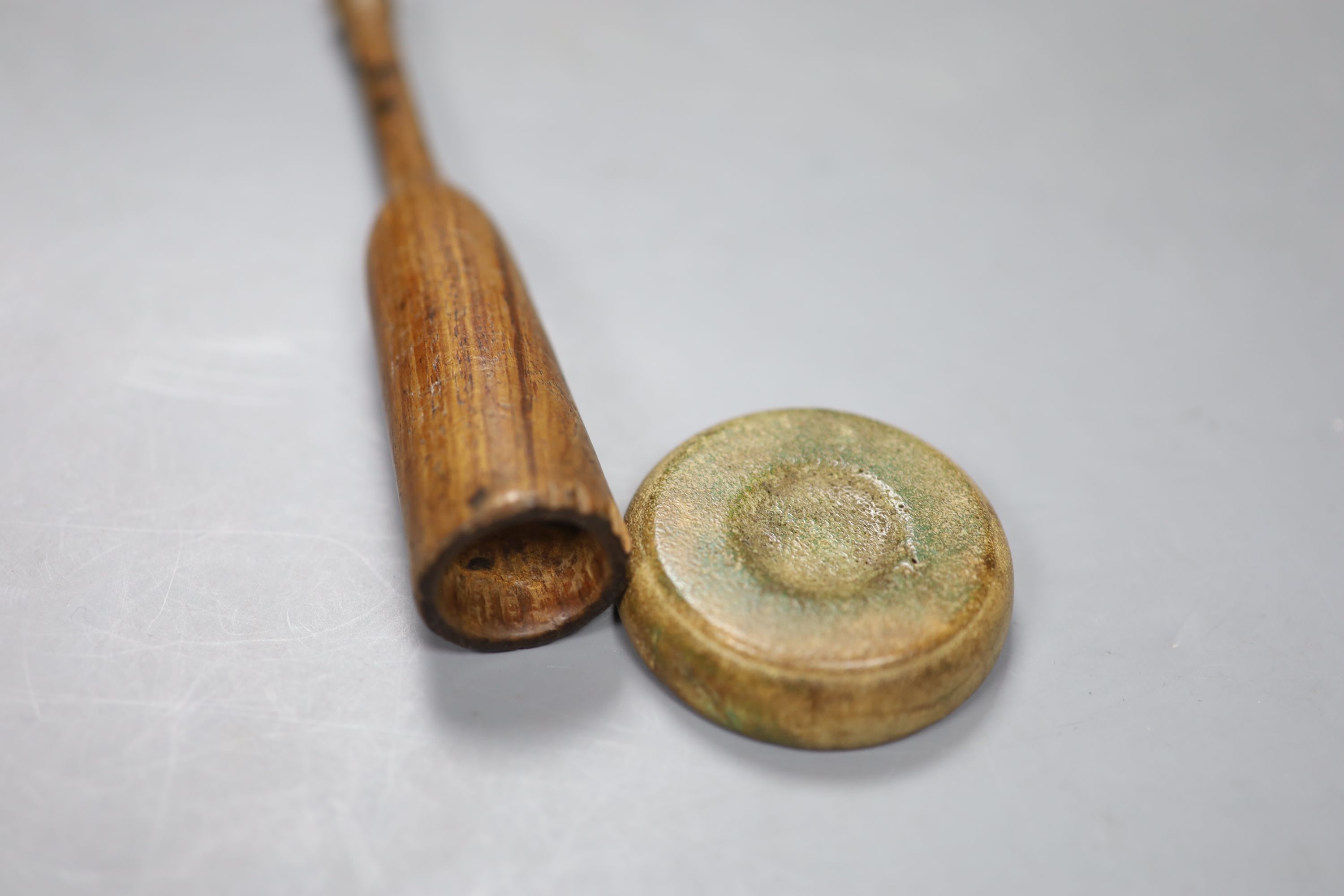 A Chinese stag horn snuff dish and a hardwood chess piece